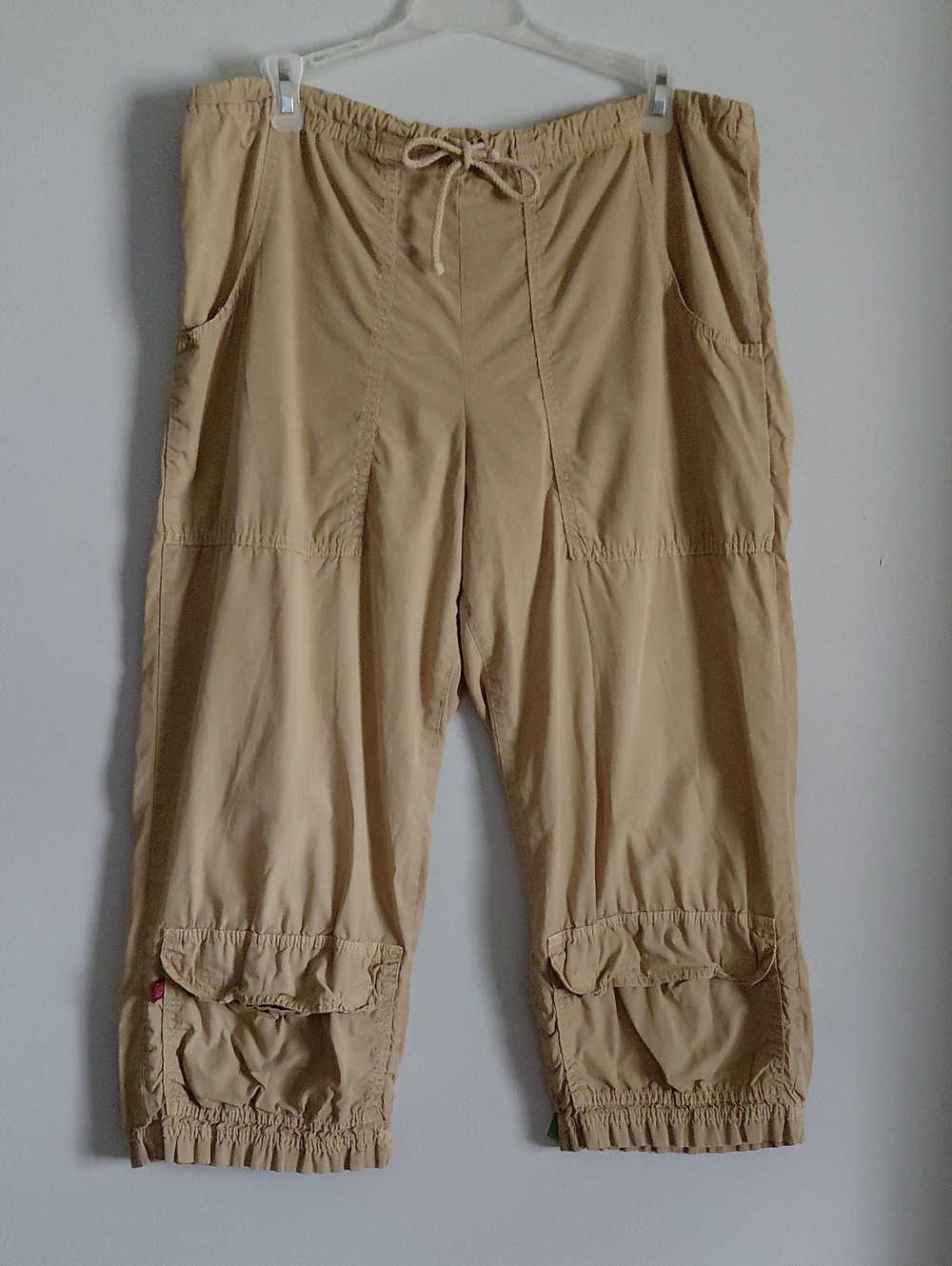 Xcvi Khaki Tan Drawstring Cargo Capris Pants
